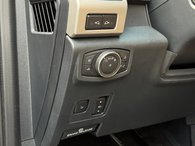 Certified 2022 Ford F350 Lariat w/ Lariat Ultimate Package AWD/4WD image 12