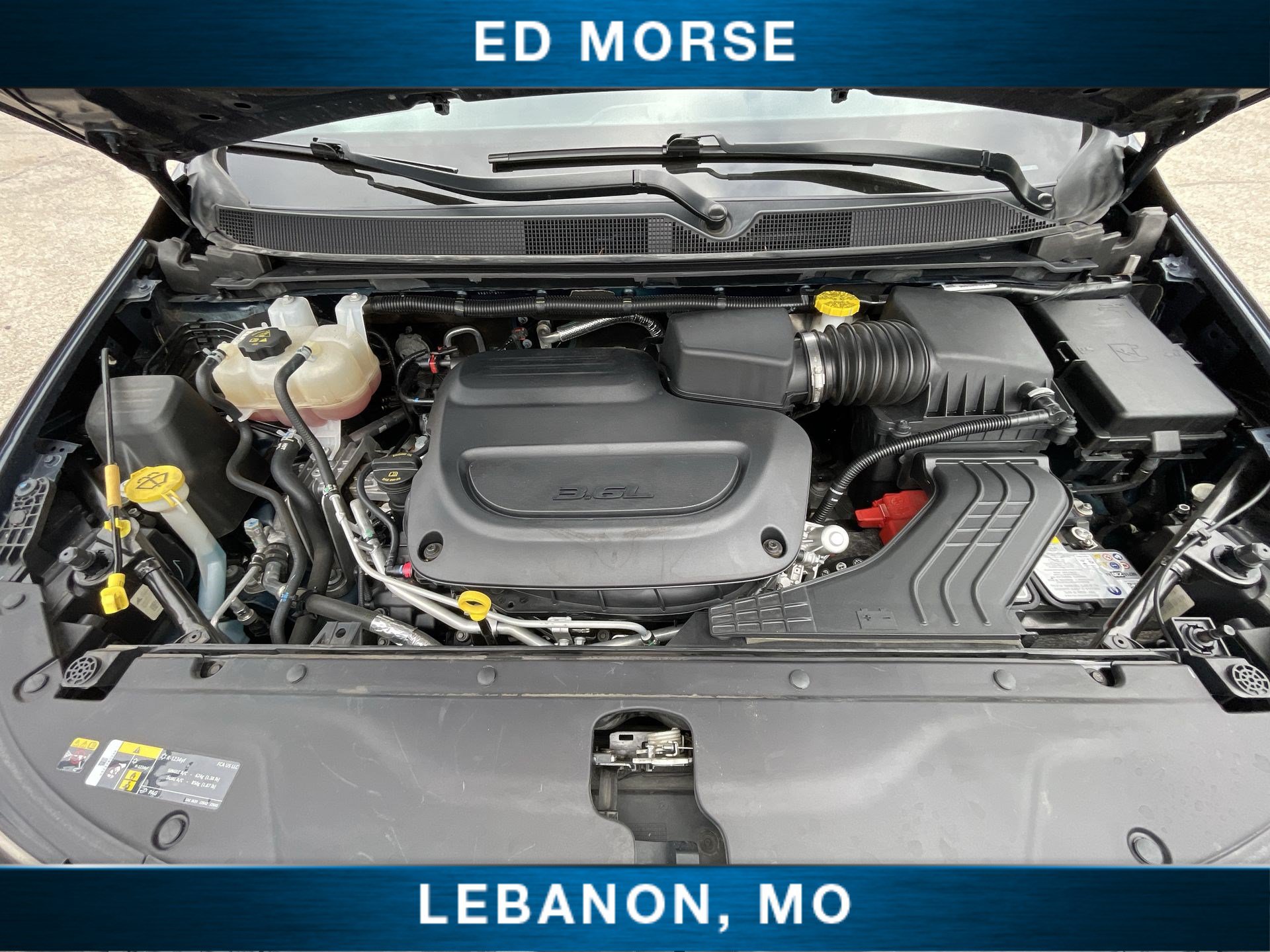 Used 2025 Chrysler Pacifica Select FWD image 28