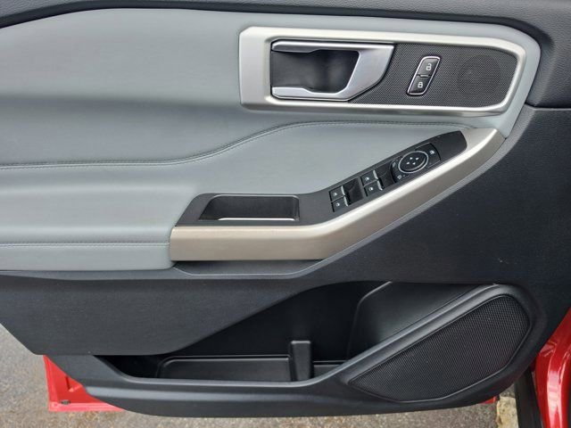 Certified 2023 Ford Explorer XLT w/ Equipment Group 202A image 18