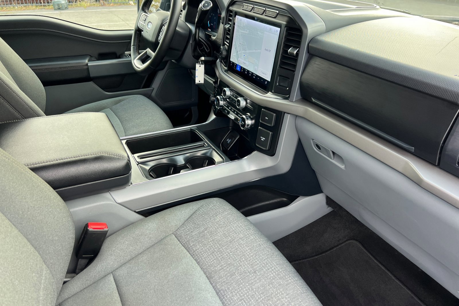 Certified 2024 Ford F150 XLT w/ Mobile Office Package image 16