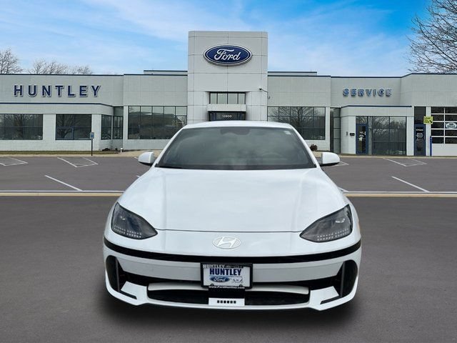 Used 2023 Hyundai Ioniq 6 SEL AWD/4WD image 2