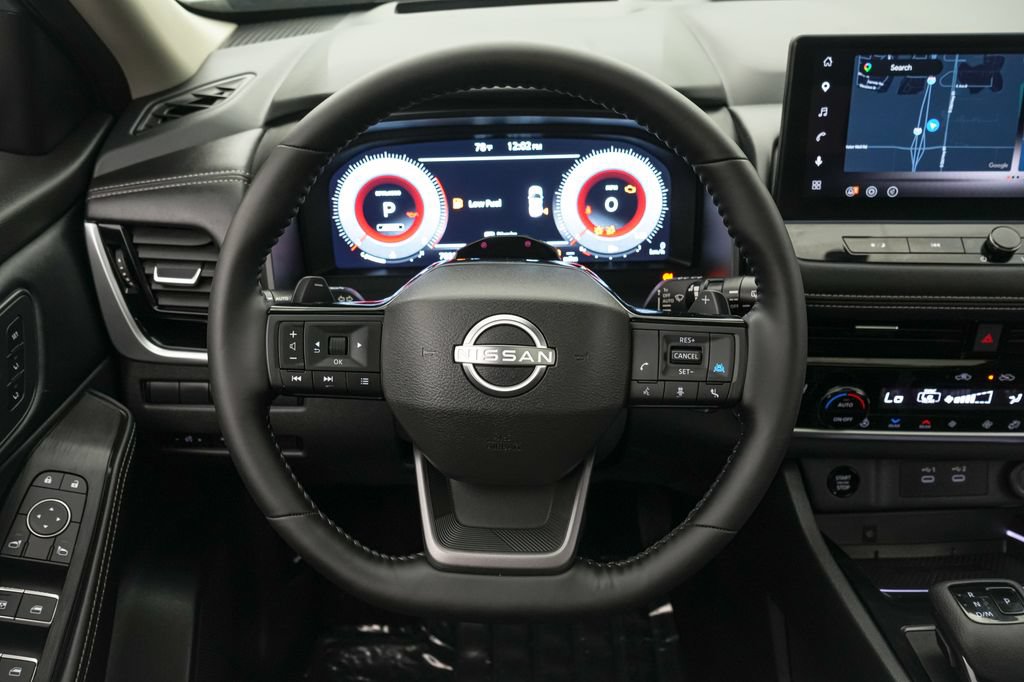 Used 2025 Nissan Rogue SL w/ Tech Package AWD/4WD image 13