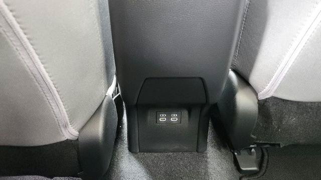 Used 2026 Toyota Prius LE FWD image 27