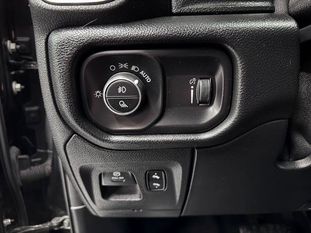 Used 2020 RAM 1500 Sport w/ Night Edition image 17