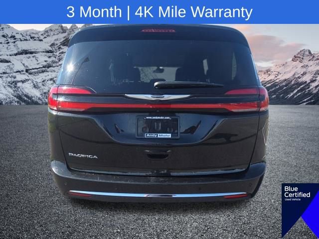 Used 2023 Chrysler Pacifica Touring-L FWD image 10