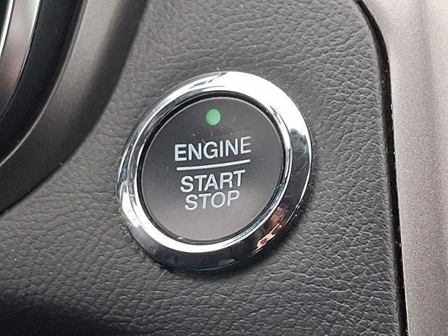 Certified 2017 Ford Fusion SE w/ Fusion SE Technology Package image 20