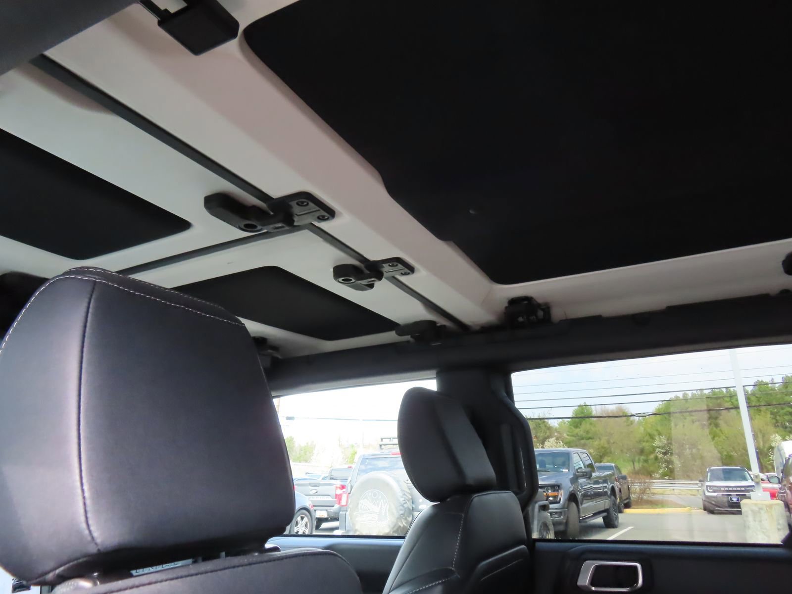 Certified 2025 Ford Bronco Badlands image 35