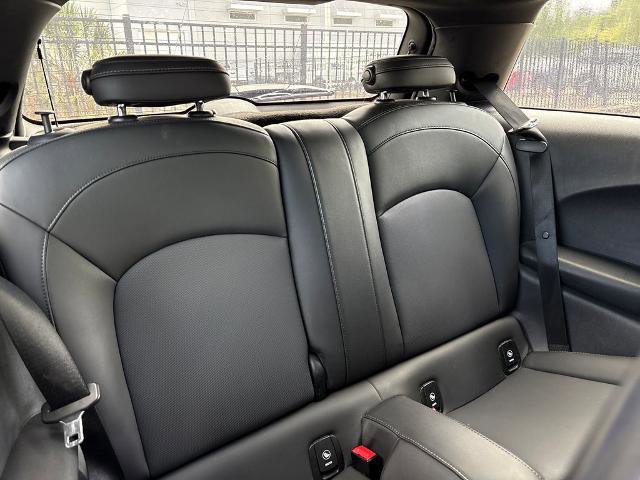 Used 2019 MINI Cooper 2-Door Hardtop FWD image 29