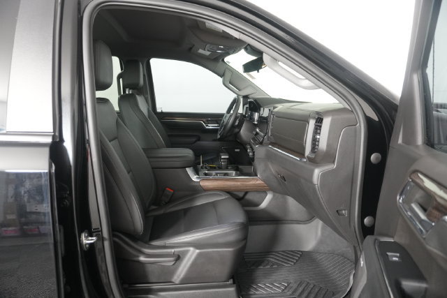 Used 2023 Chevrolet Silverado 1500 LT Trail Boss w/ LT Trail Boss Premium Package AWD/4WD image 33