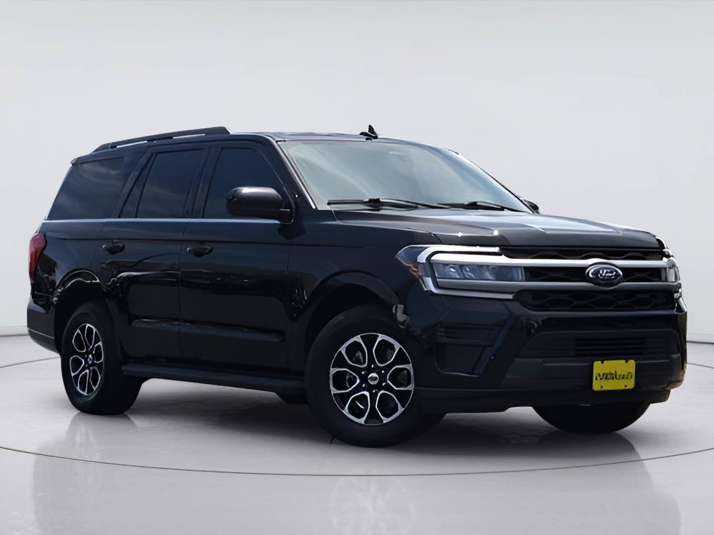 Certified 2023 Ford Expedition XLT RWD image 2