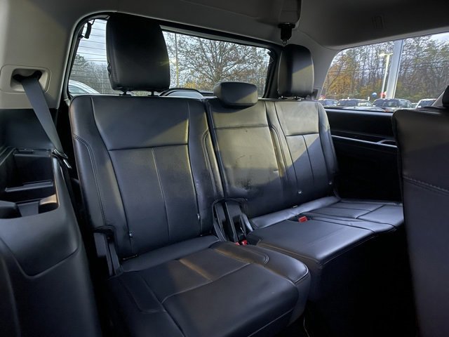 Certified 2024 Ford Expedition XLT image 35