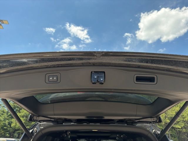 Used 2025 Nissan Armada Platinum AWD/4WD image 14
