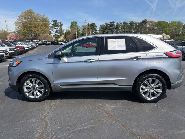 Certified 2022 Ford Edge Titanium AWD/4WD image 4