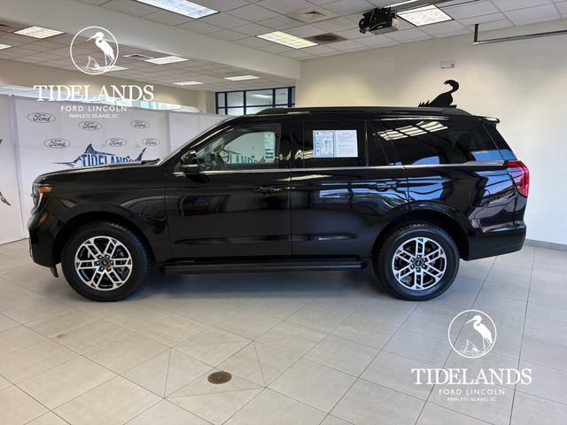 Certified 2025 Ford Expedition Active RWD image 5