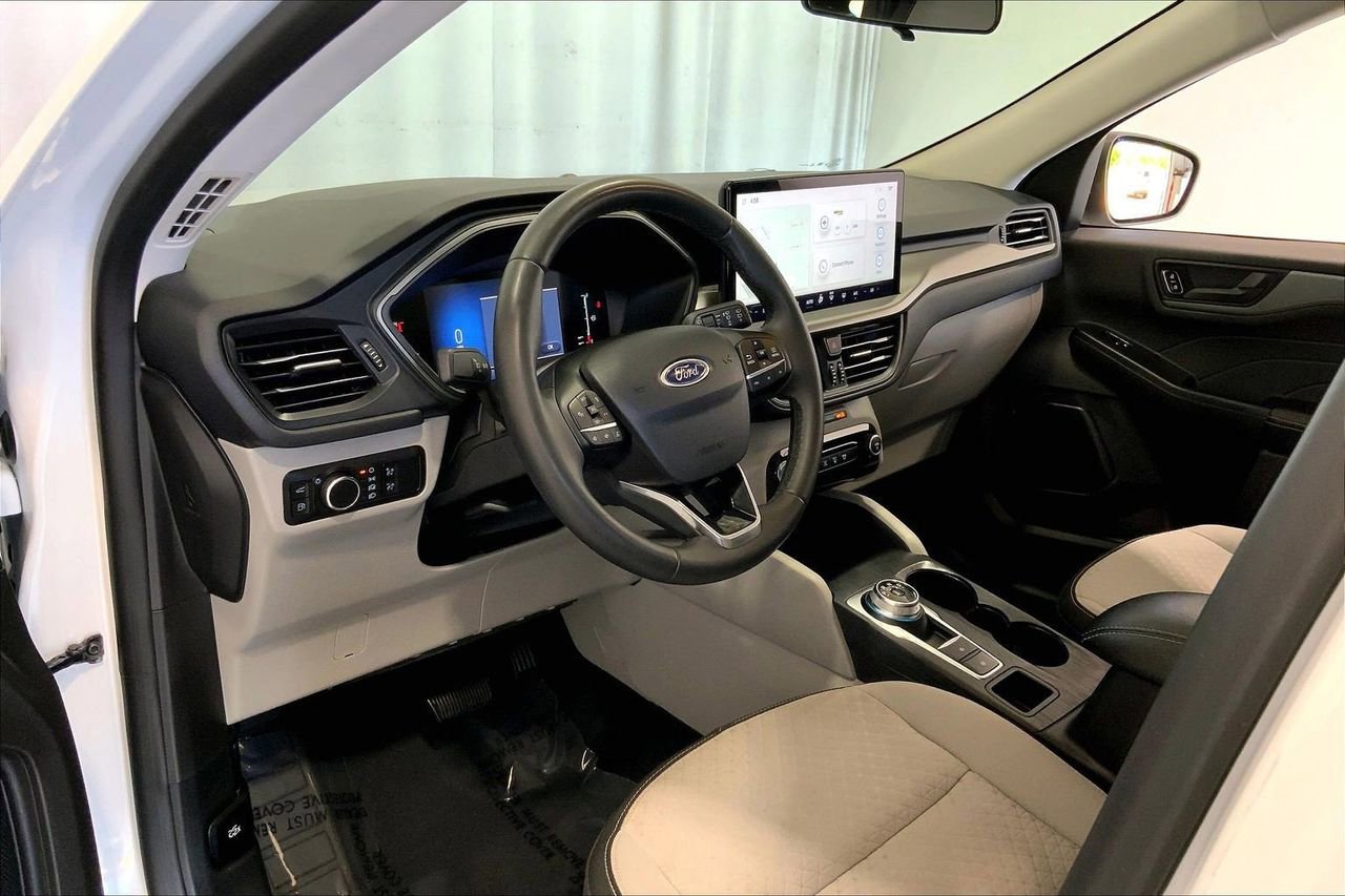 Certified 2023 Ford Escape Active w/ Tech Pack #1 FWD image 14