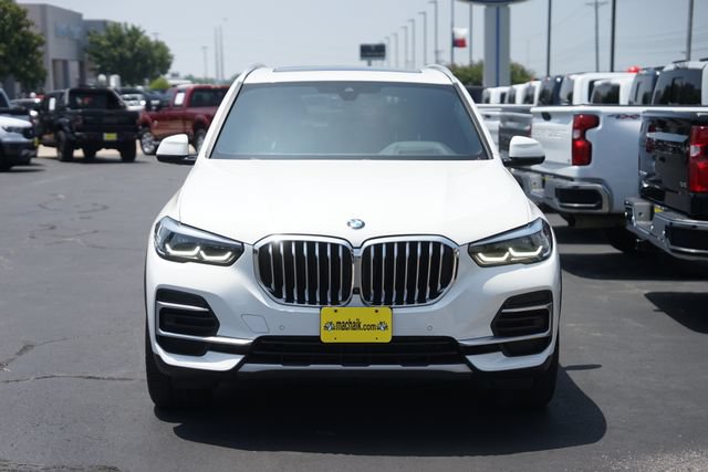 Used 2023 BMW X5 xDrive40i w/ Premium Package AWD/4WD image 3