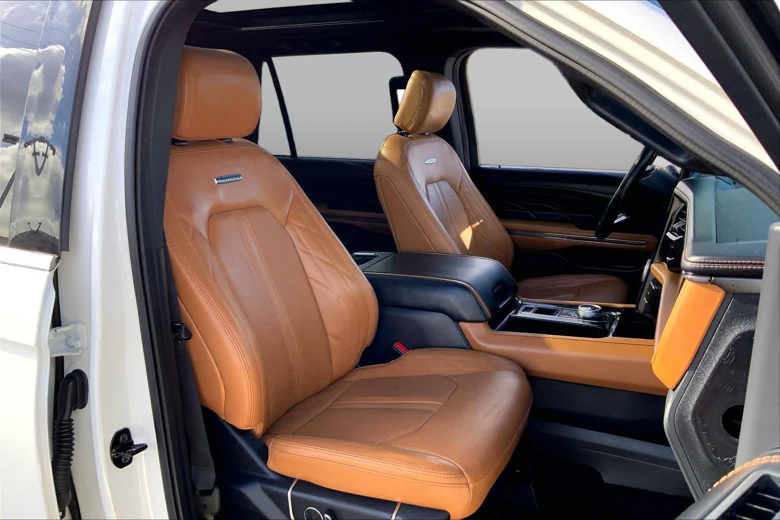 Certified 2023 Ford Expedition Platinum RWD image 9