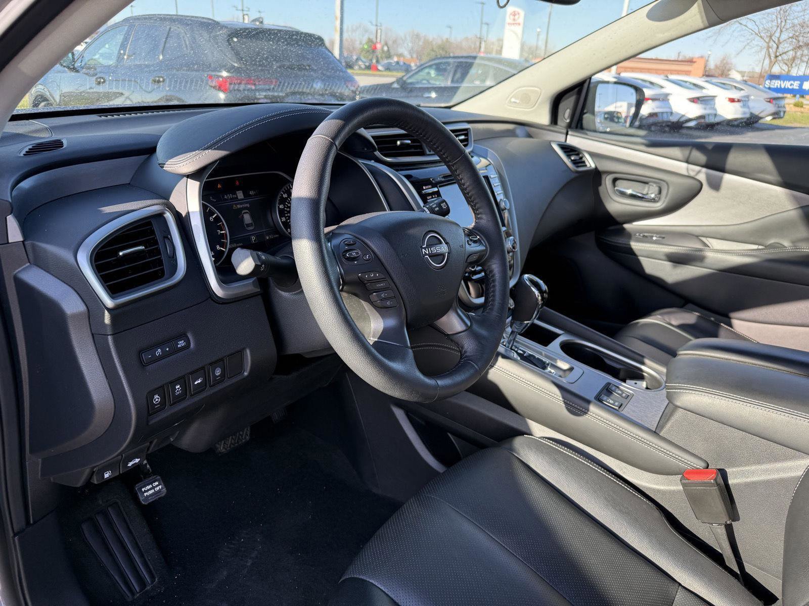 Used 2023 Nissan Murano SL image 9