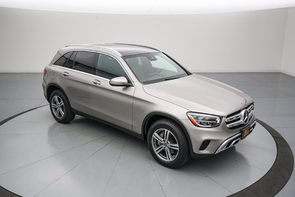 Used 2022 Mercedes-Benz GLC 300 4MATIC image 2