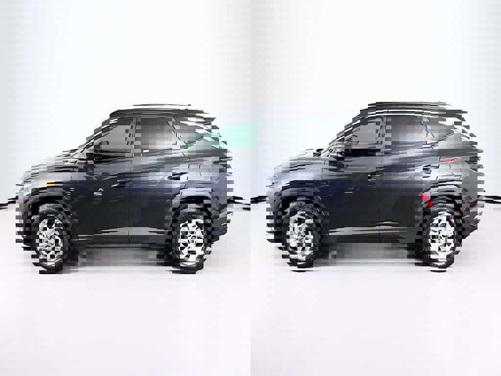 Used 2023 Hyundai Tucson SEL image 2