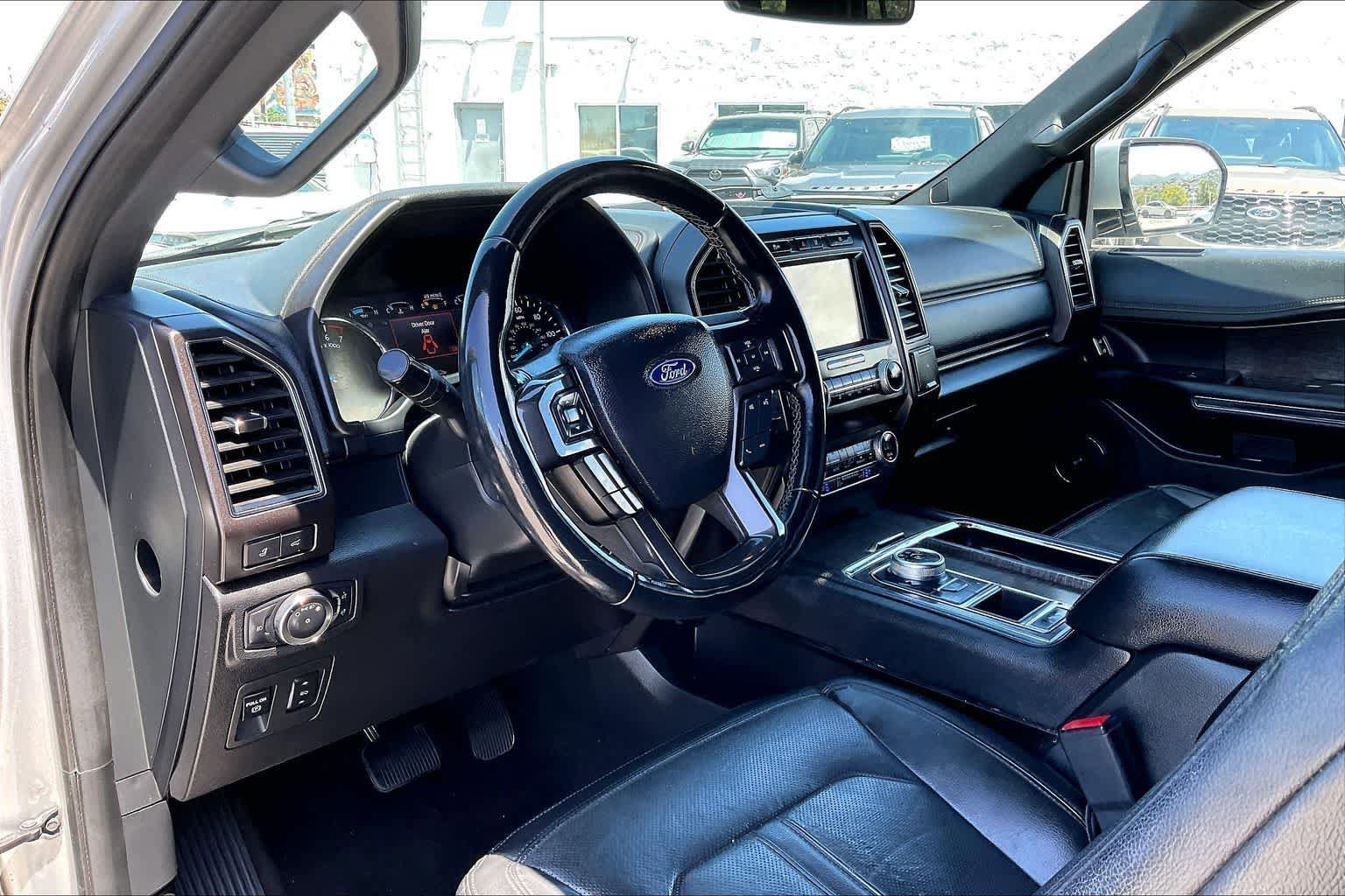 Certified 2021 Ford Expedition Max Limited RWD image 2