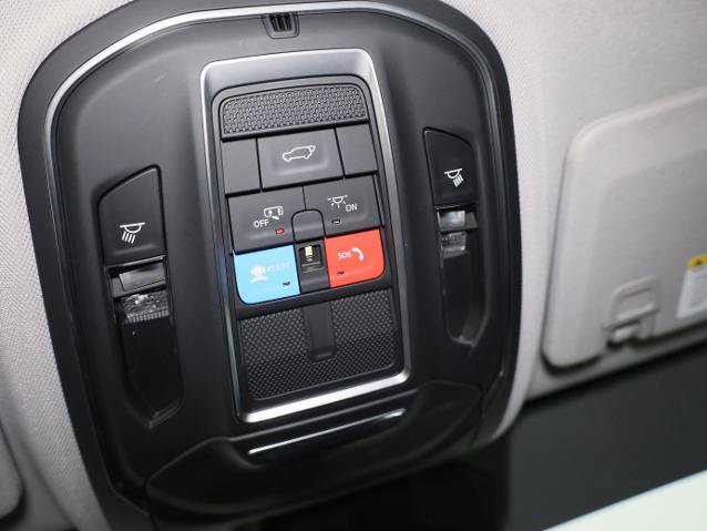 Used 2022 Jeep Grand Cherokee L Limited AWD/4WD image 21