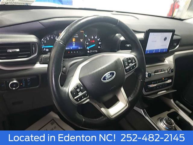 Certified 2023 Ford Explorer XLT w/ Equipment Group 202A AWD/4WD image 9