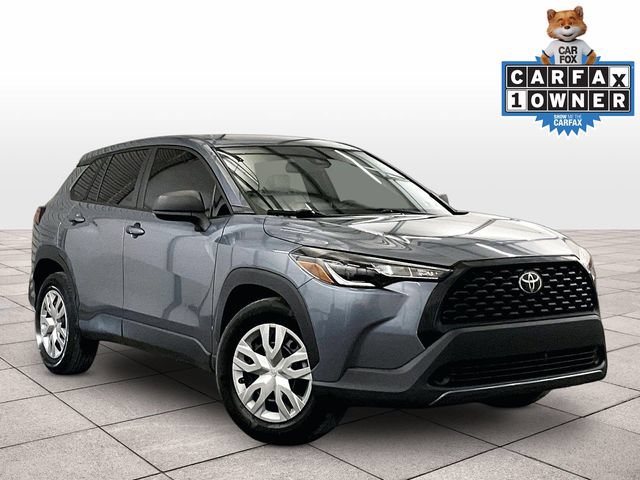 Used 2022 Toyota Corolla Cross L FWD image 2