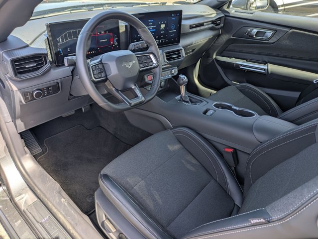 Certified 2025 Ford Mustang Coupe image 16