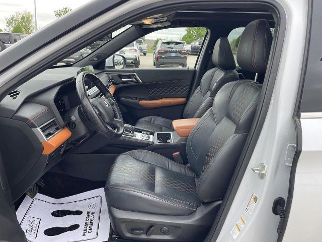Used 2022 Mitsubishi Outlander SEL AWD/4WD image 16