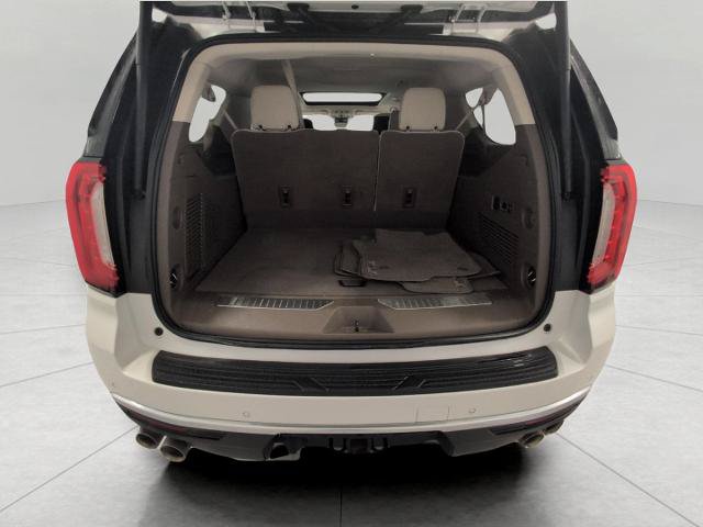 Used 2024 GMC Yukon XL Denali w/ Advanced Technology Package AWD/4WD image 16