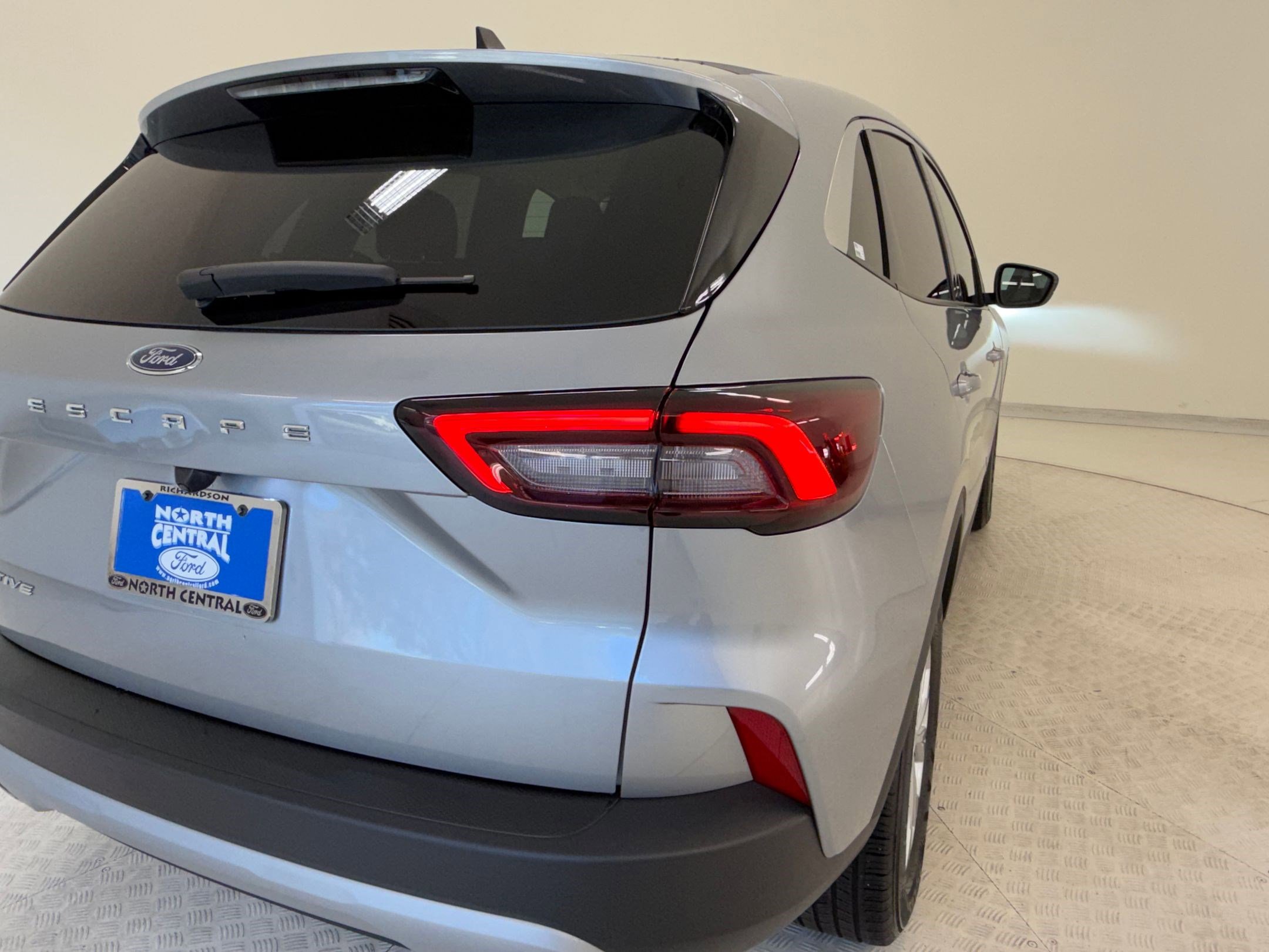 Certified 2024 Ford Escape Active image 7