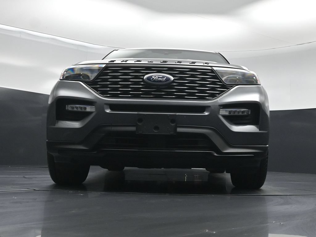 Certified 2023 Ford Explorer ST-Line w/ Class IV Trailer Tow Package RWD image 41
