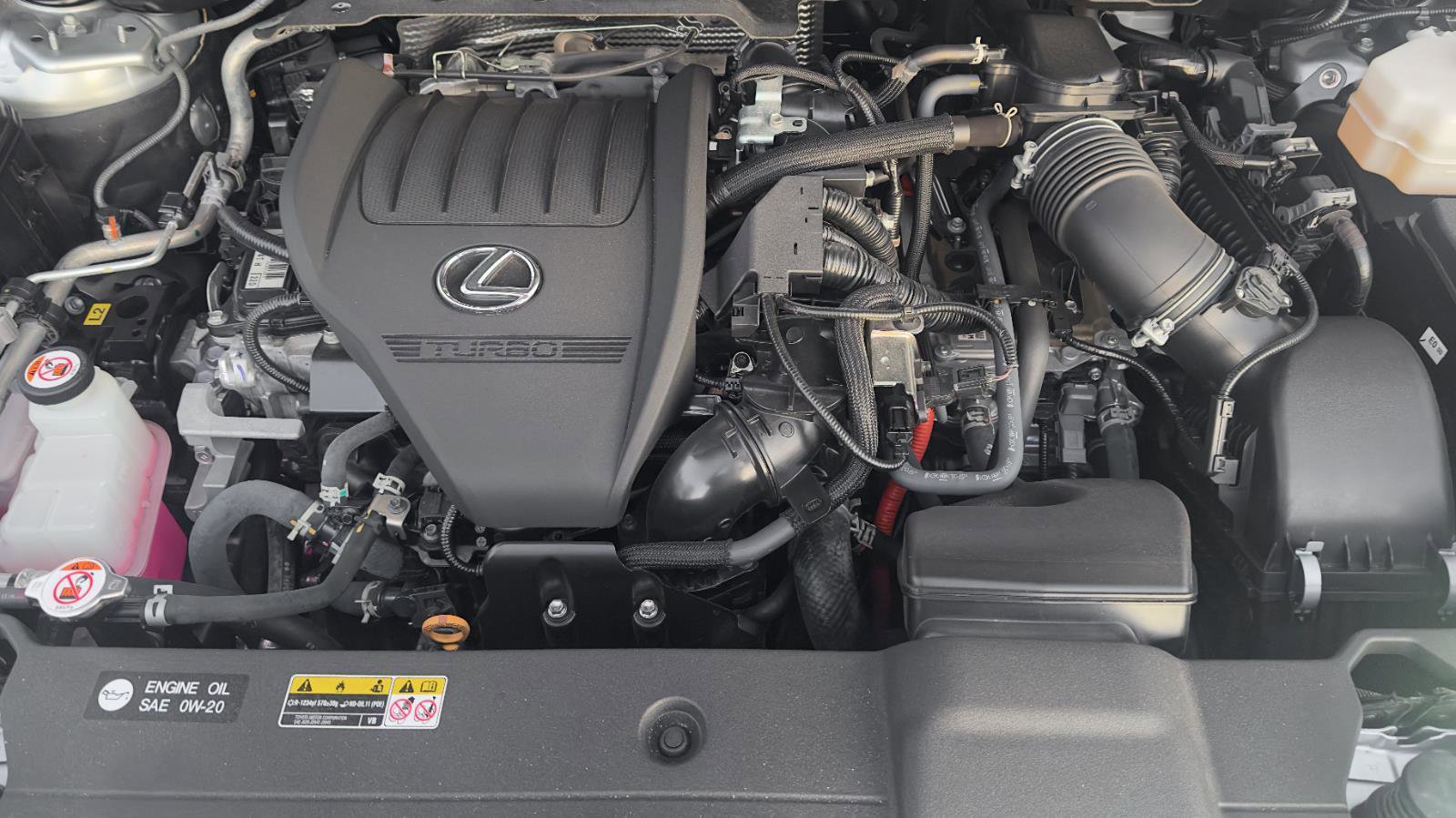 Used 2024 Lexus RX 500h F Sport image 27