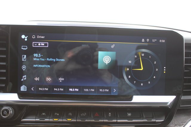 Used 2023 Chevrolet Silverado 1500 LTZ AWD/4WD image 5