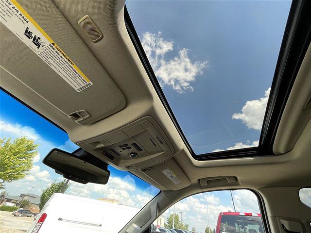 Used 2020 GMC Yukon Denali w/ Denali Premium Package AWD/4WD image 23