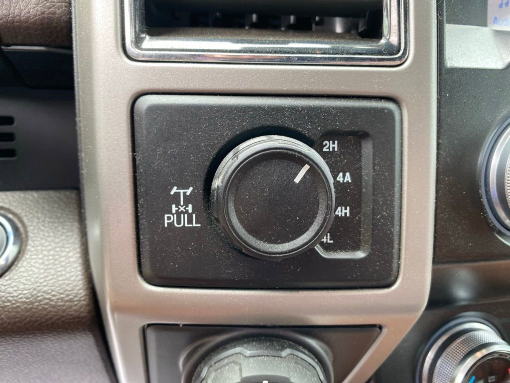 Certified 2020 Ford F150 King Ranch w/ Equipment Group 601A Luxury AWD/4WD image 25