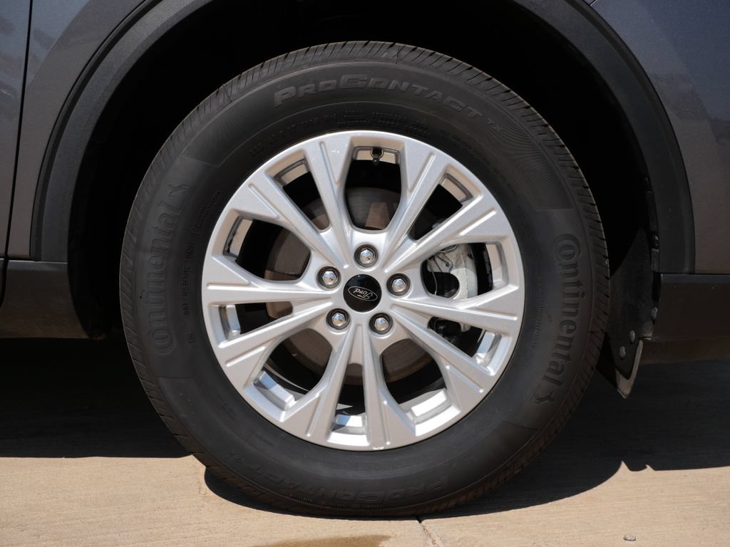 Certified 2025 Ford Escape Active AWD/4WD image 7