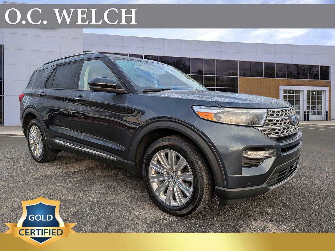 Certified 2023 Ford Explorer Limited w/ Limited Technology Package image 7