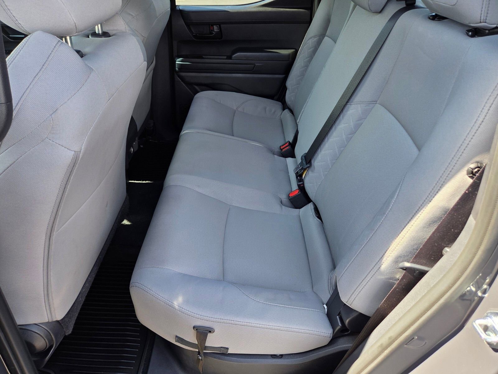 Used 2025 Toyota Tacoma SR5 AWD/4WD image 11