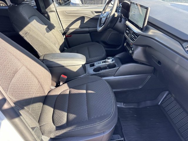 Certified 2025 Ford Escape Active w/ Tech Pack #1 FWD image 23