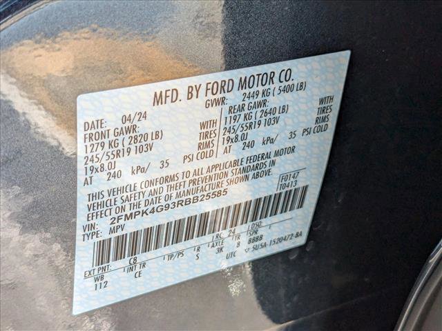 Certified 2024 Ford Edge SE w/ Black Appearance Package image 16