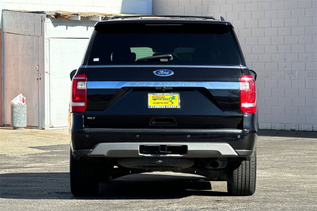 Certified 2020 Ford Expedition XLT w/ Equipment Group 202A image 4