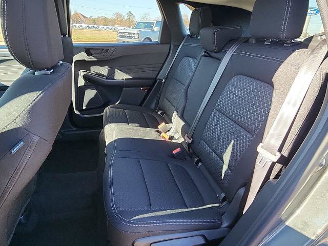 Certified 2025 Ford Escape Active w/ Cold Weather Package FWD image 7