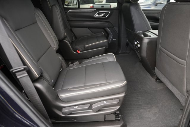 Used 2021 GMC Yukon SLT w/ SLT Luxury Plus Package image 16
