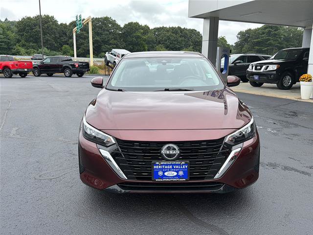 Used 2025 Nissan Sentra SV w/ Trunk Package FWD image 2