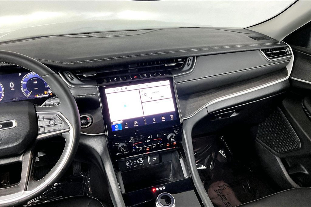 Used 2023 Jeep Grand Cherokee Limited RWD image 6