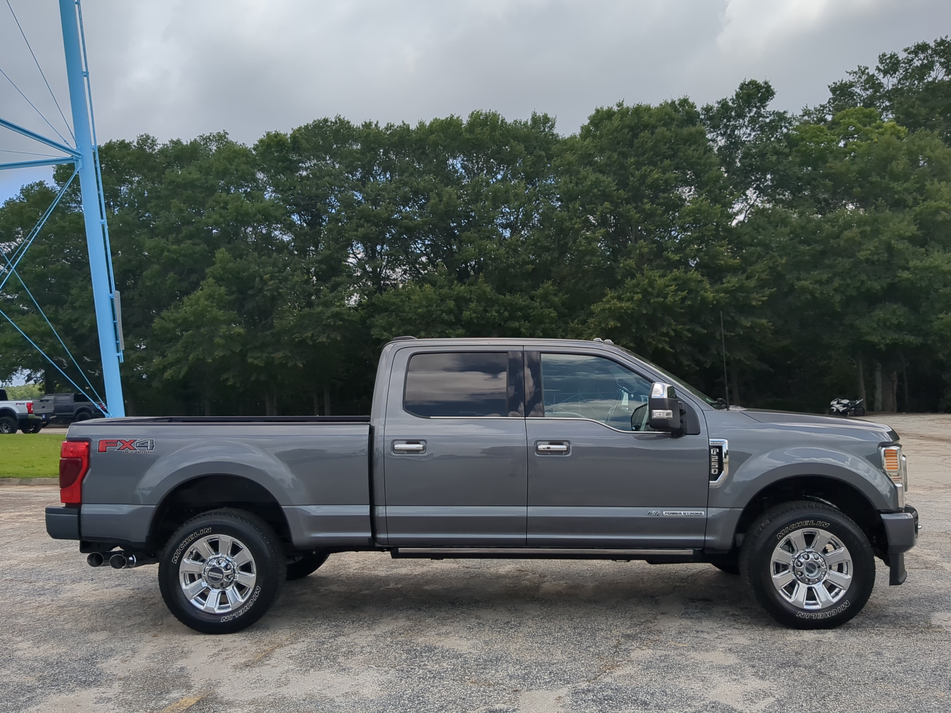 Certified 2022 Ford F250 Platinum AWD/4WD image 2