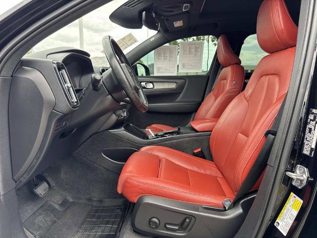 Used 2021 Volvo XC40 T4 Inscription FWD image 20