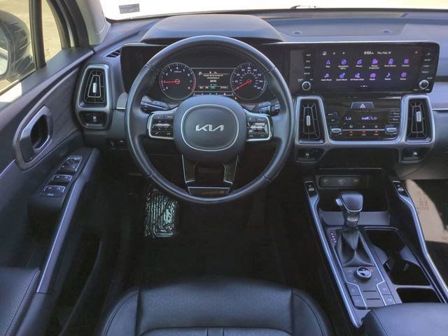 Used 2022 Kia Sorento S image 16